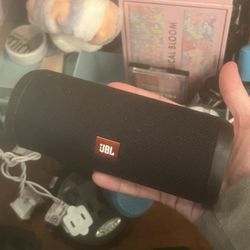 Jbl Flip 3 Se Waterproof Bluetooth Speaker 