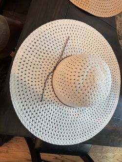 2 Ladies Wide Brim Sun/Beach Hats
