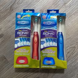 2 Brand New Arm And hammer Pro Clean Sonic Brushes 