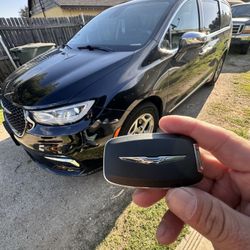 Car Keys/Fobs/Llaves De Autos 