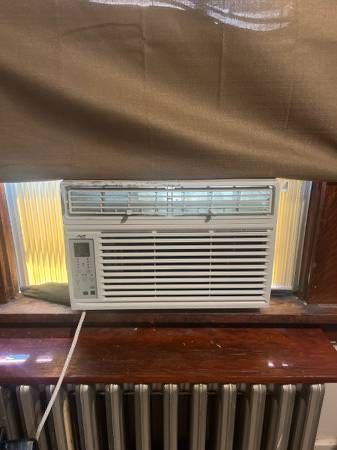 Several air conditioners for sale due to moving to new home