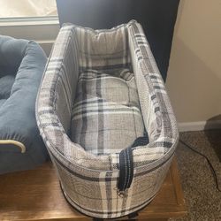 Small Pet Travel Seat With Safety Hook And Small Dog Bed