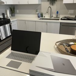 Microsoft Surface 2020 13.5” Screen With Charger