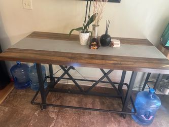 DINNING TABLE
