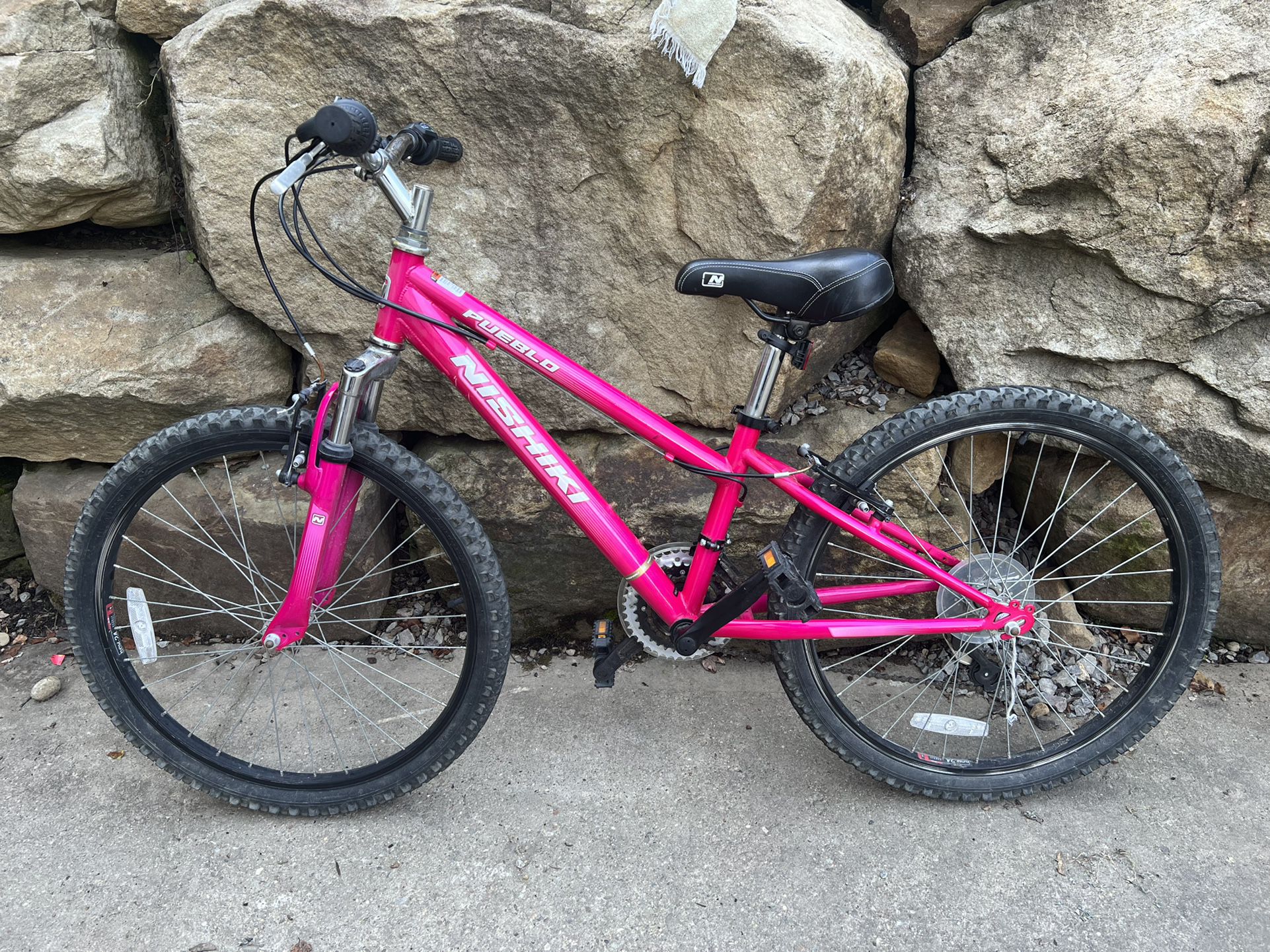 Girl’s Mountain Bike - 20” NISHIKI Pueblo