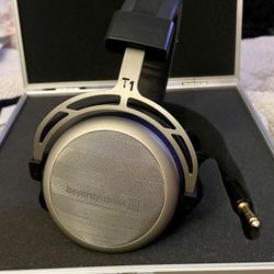 Beyerdynamic T1 1st Generation Headphones 