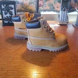 Timberland Toddler Boots Size 5