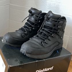 Mens Size 9.5 Boots 