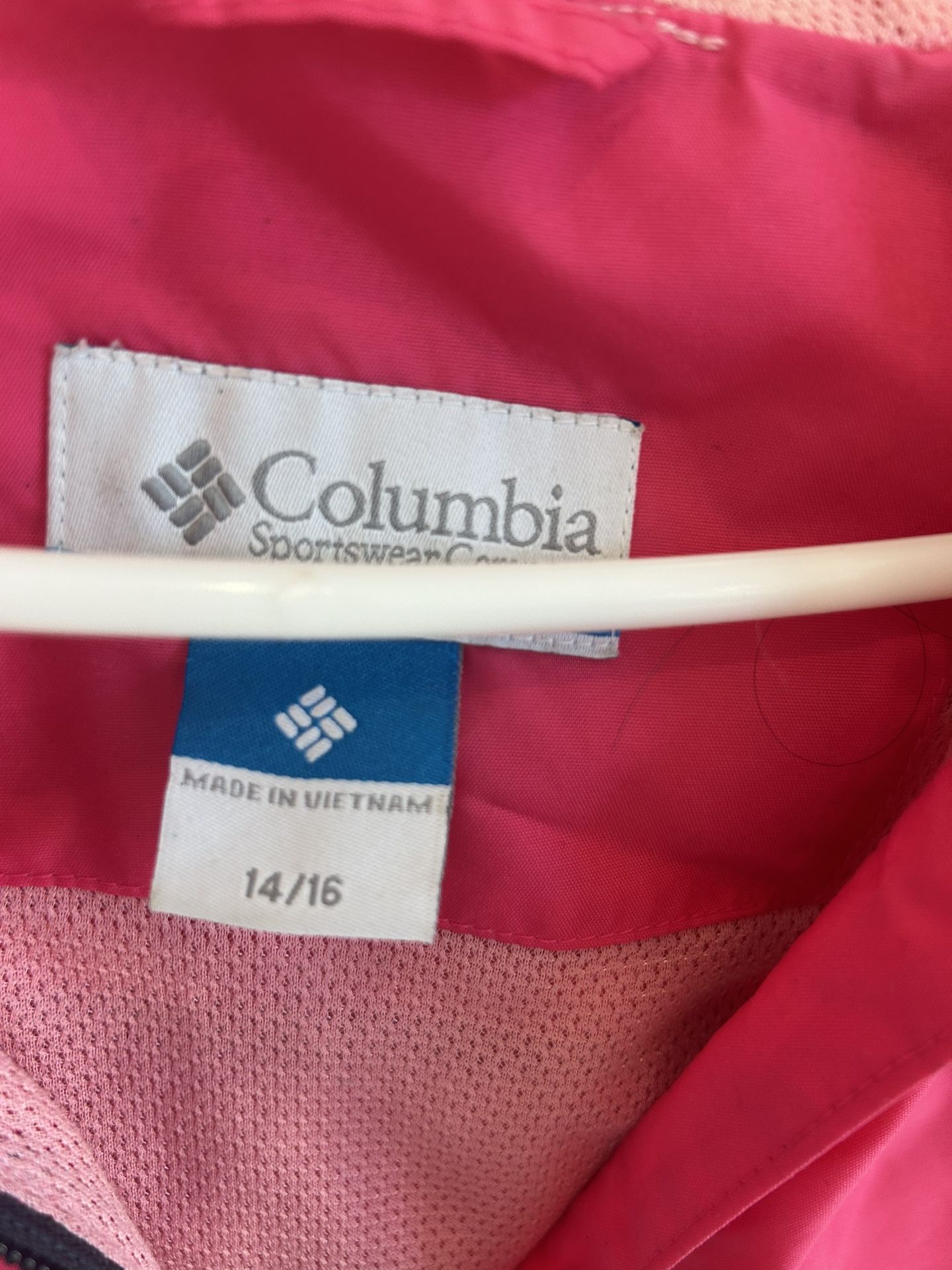 Columbia Girls Pink Hooded Rain Jacket Size L (14/16)