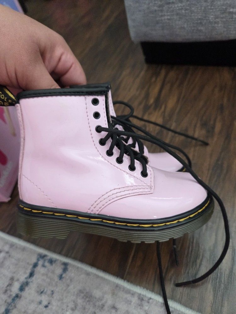 Doc Martin Boots Kids Size 7