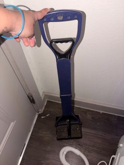 Jumbo Spring Action Dog Poop Scooper – Long Handle