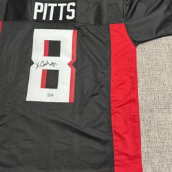 Kyle Pitts Autographed/Signed Custom Jersey - Beckett Coa - Atlanta Falcons