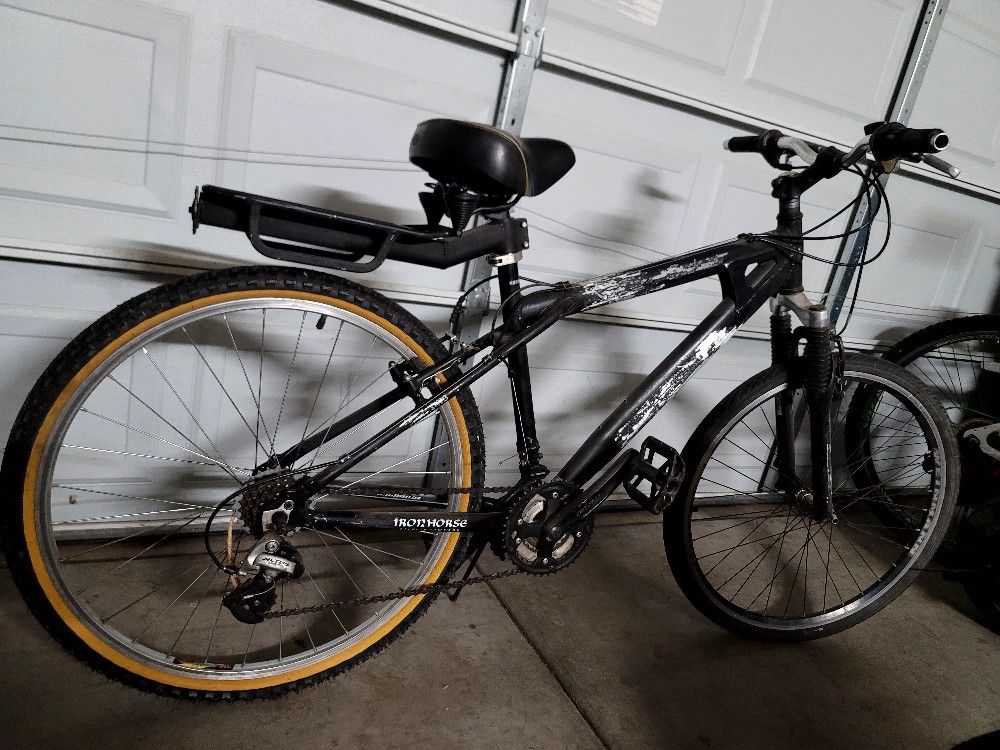 Mountain Bike - Vintage 1994 Iron Horse
