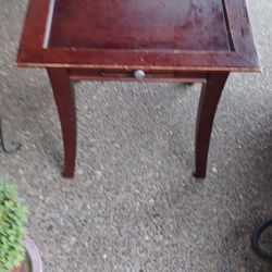 Cute Little Accent Table.