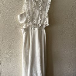 White Dress Very Nice Details assos Size 8 