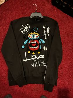 Roku Studio heartbreaker Sweatshirt (Small)