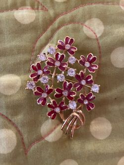 Red Enamel Flower Bouquet Brooch Pin