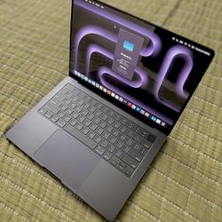MacBook Pro M4 Pro Chip
