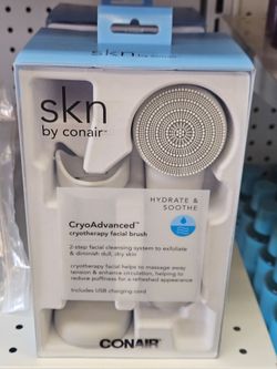 Cryotherapy Facial Brush by CONAIR