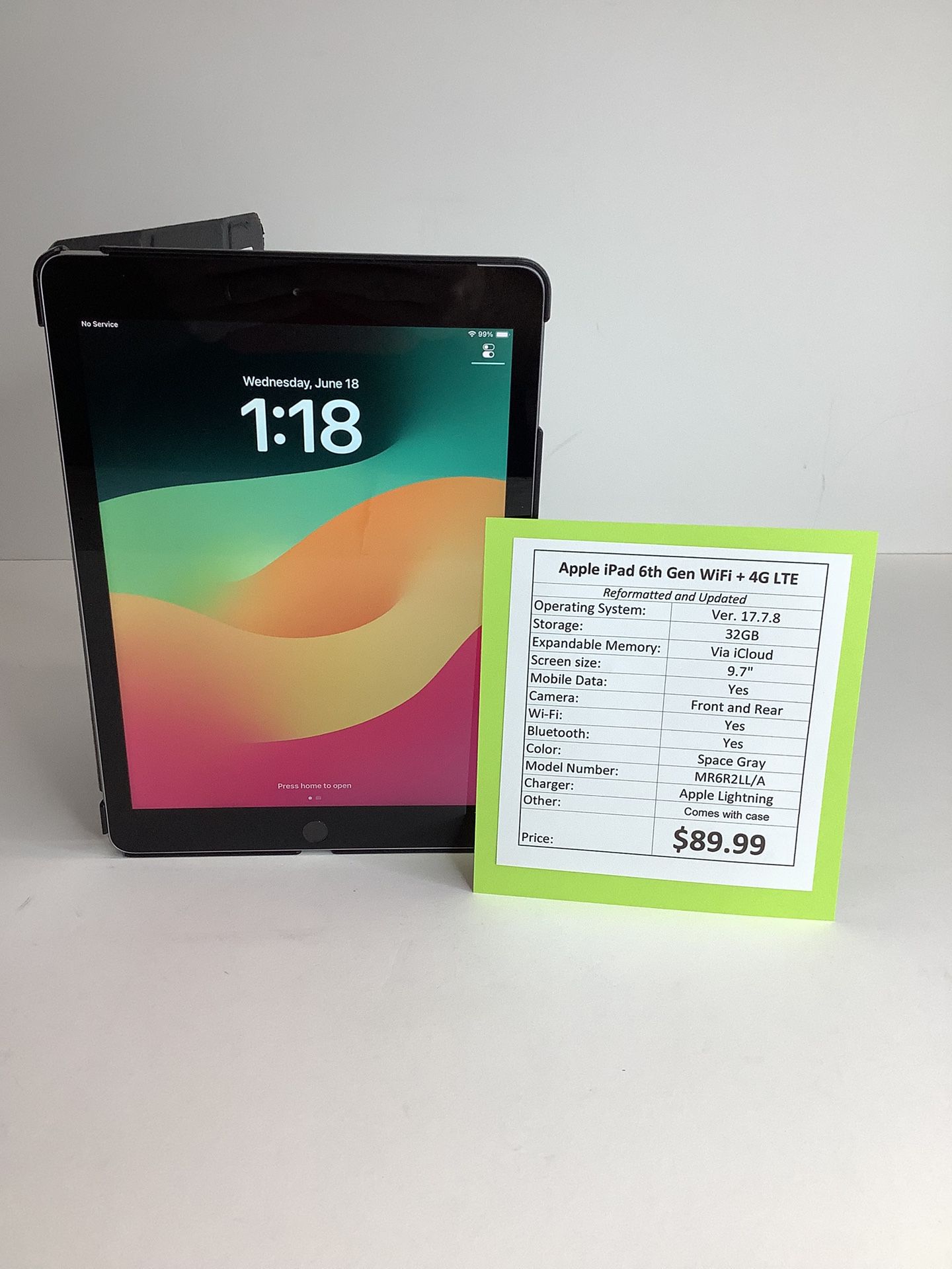 9.7” Apple iPad 6th Gen WiFi + 4G LTE w/Case