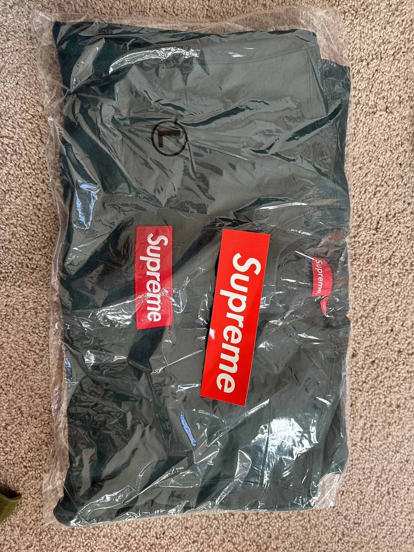 Supreme Box Logo Crewneck