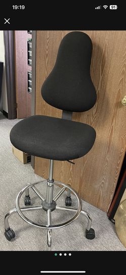 Adjustable Chair 