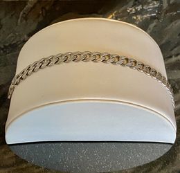 Bracelet Silver 925 length 7.5” weight 20.5g $100