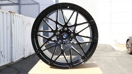 19 INCH STAGGERED SET BMW 666M STYLE WHEELS RIMS GLOSS BLACK 19X8.5 +30 19X9.5 +38 (5X120) CB: 72.6