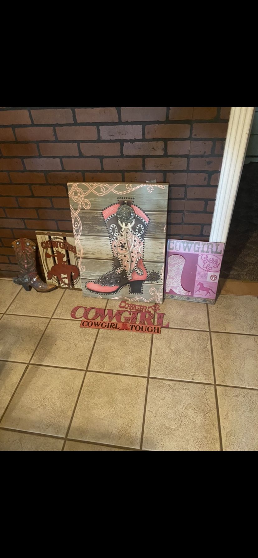 Cowgirl decor