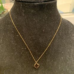 18k Real Saudi Gold Set Necklace & VCA pendant Brand New