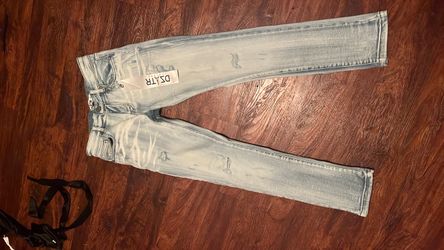 DSATR Light Wash Distressed Jeans