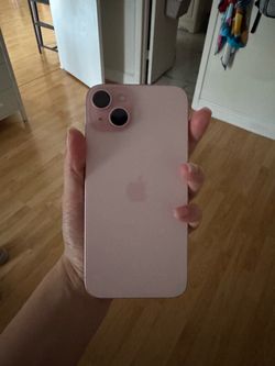 iPhone 15 plus pink