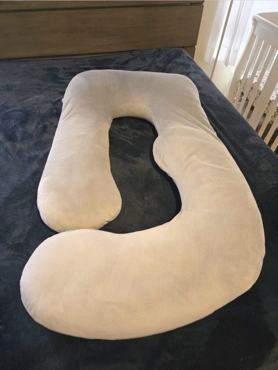 Pregnancy Pillow