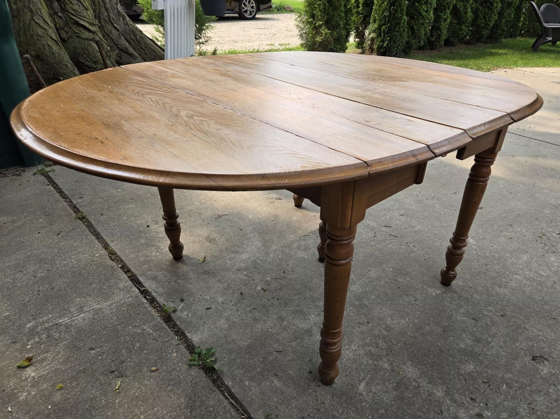 Vintage White Oak Oval Table with Drop Leafs