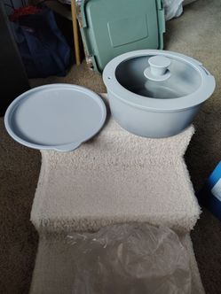 Heavy-duty casserole dish w/glass cover