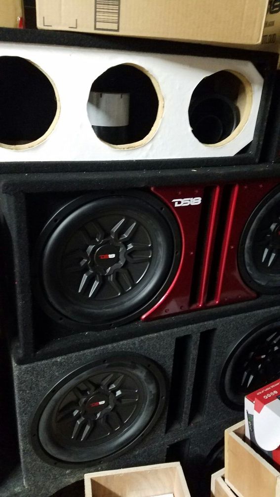 Ds18 12" sub box loaded