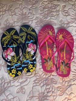 Old Navy Flip Flops