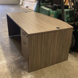 Large Desk