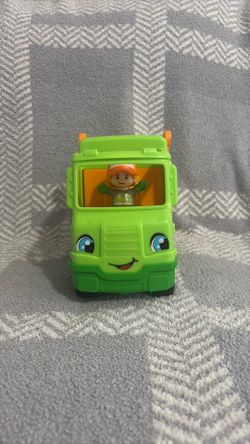 Fisher-Price Little People Recycling Truck Musical Toddler Garbage Toy Set,