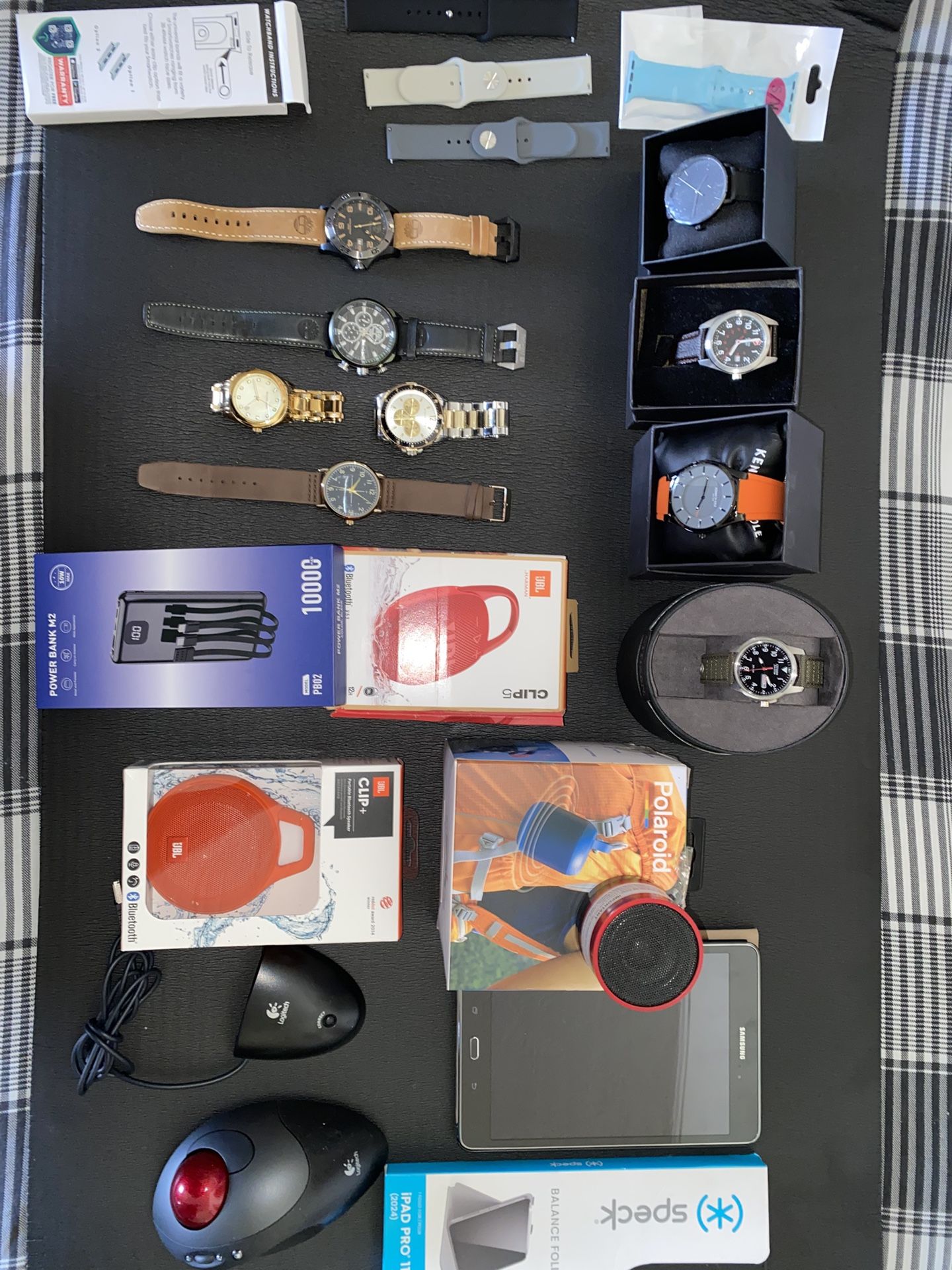 Watches- Speaks - Table- Case 