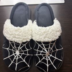 Em & Sprout Spiderweb Slippers - Black Fuzzy Slip-Ons, Women's Medium (7-8)