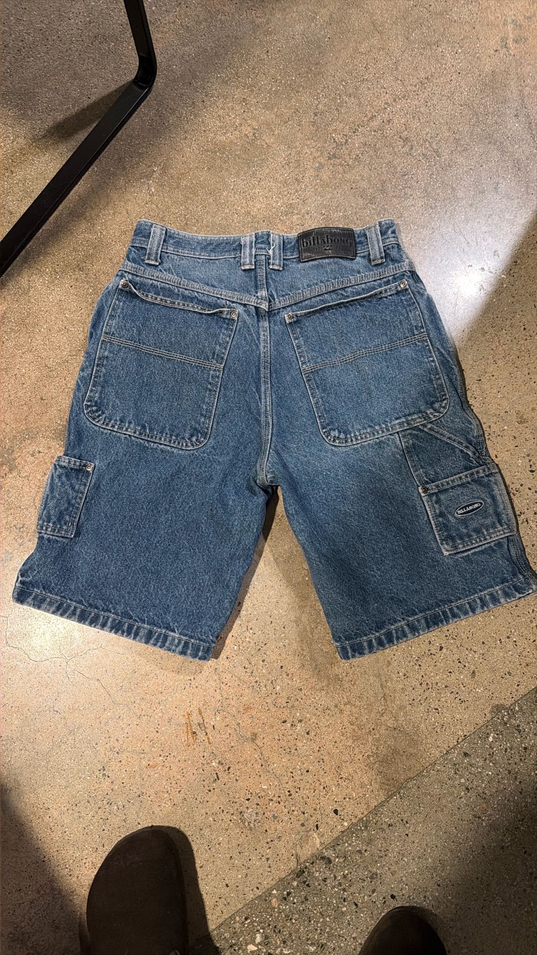 VINTAGE JEAN SHORTS Y2K BILLABONG RETRO DENIM SIZE 31 WAIST