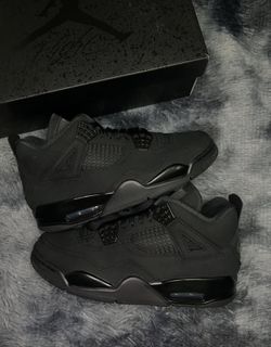 Jordan 4’s black cats