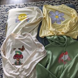 Women's Sweatshirts/Sweaters 