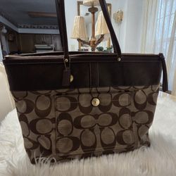 Coach Tote 