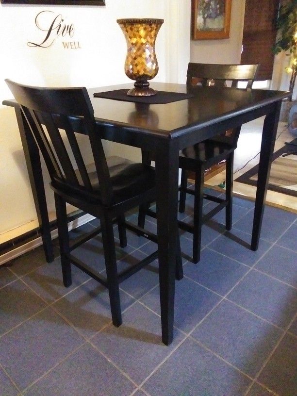 Tall Black Kitchen Table / 3 Chairs, Very Nice, Must Sell!