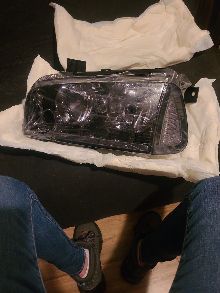 Right and Left Headlight Assembly 2006-2010 Dodge Charger