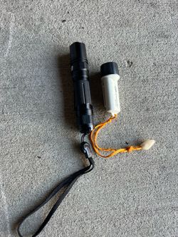 Flashlight set 3 Dlrs