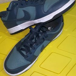 Dunks Size 10.5