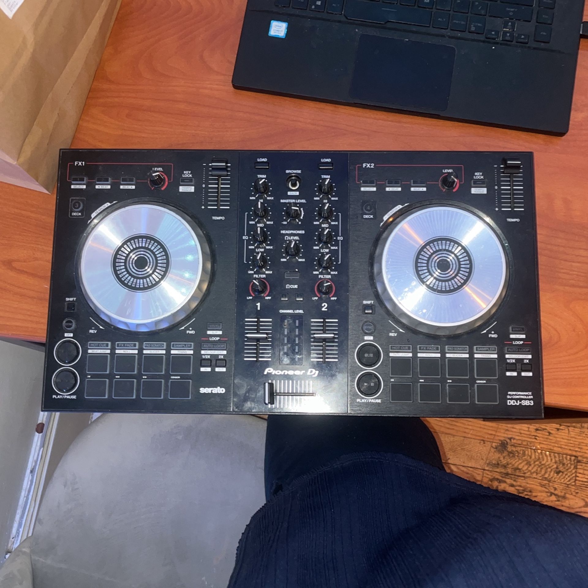 Dj board DDJ-SB3 (Pioneer DJ)